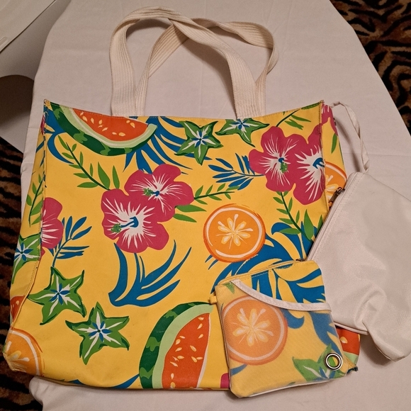 Summer Living Yellow Floral Tropical Beach Tote Bag - Picture 9 of 12